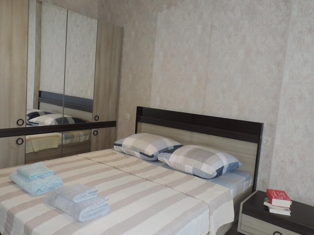 Tamara Apartment Takaishvili 3 Batumi Exterior foto
