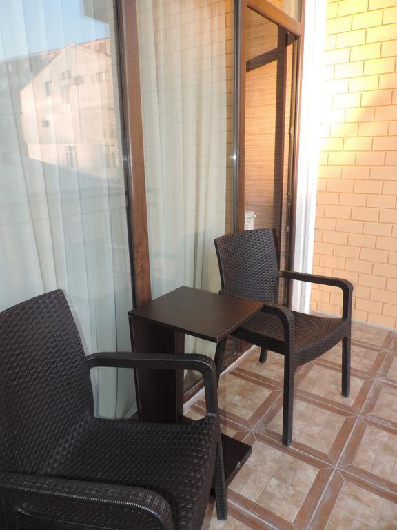 Tamara Apartment Takaishvili 3 Batumi Exterior foto